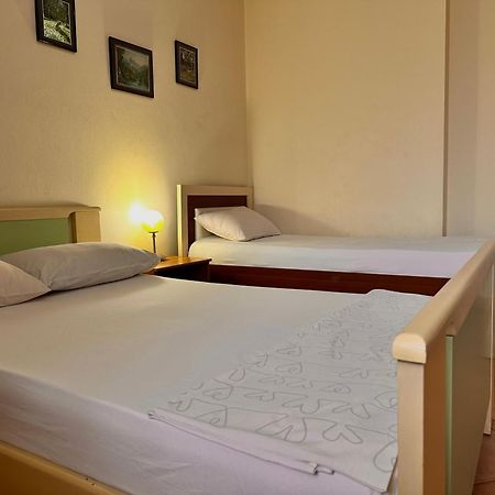 Grande House Apartment Тирана Екстериор снимка