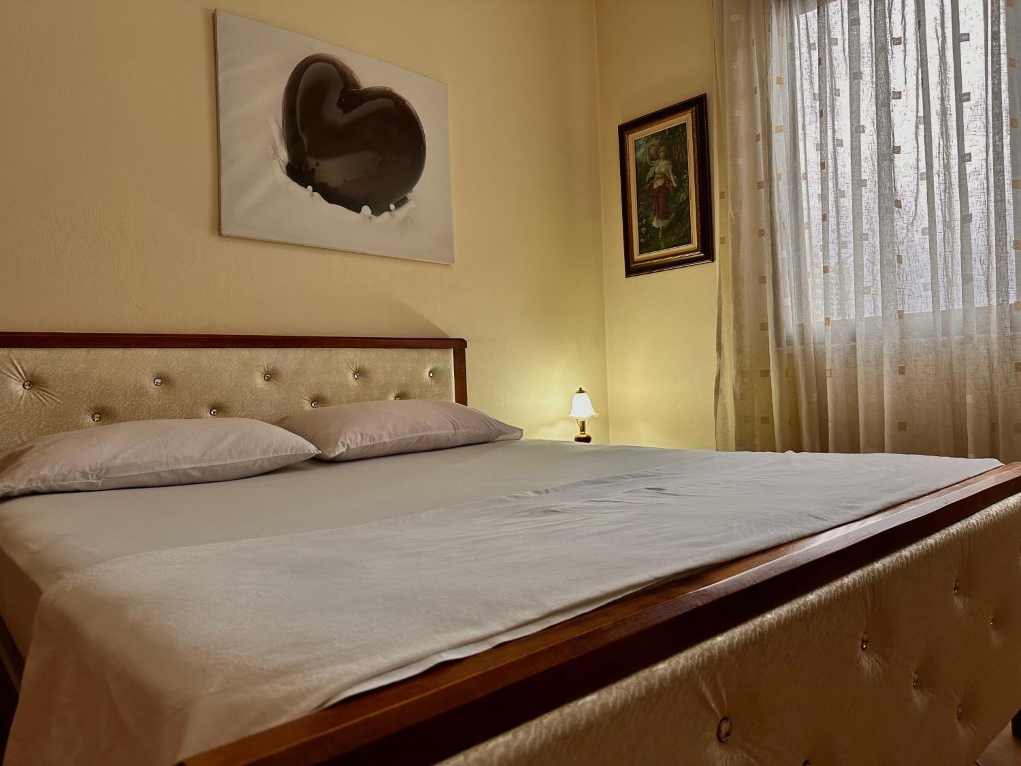 Grande House Apartment Тирана Екстериор снимка