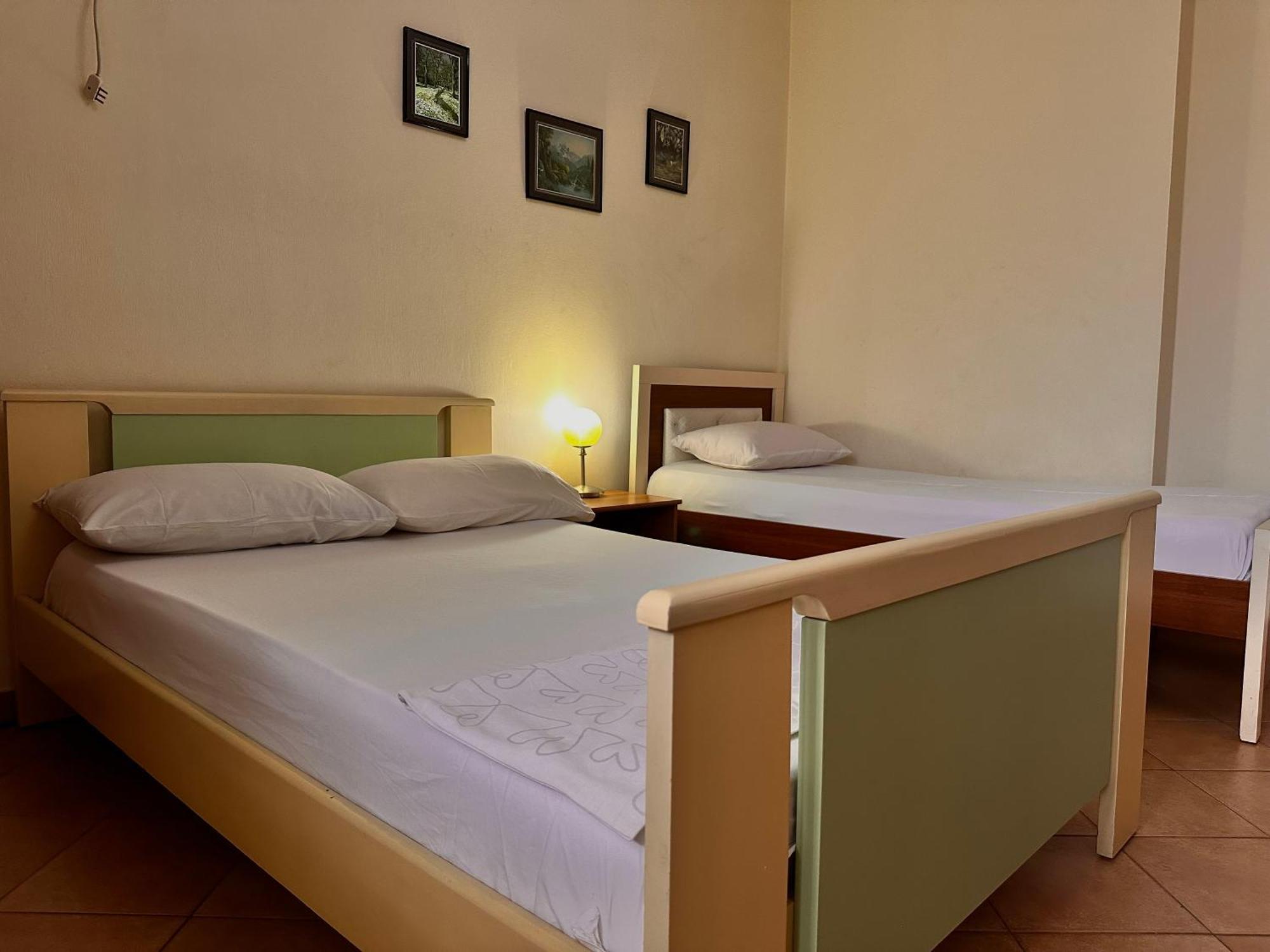 Grande House Apartment Тирана Екстериор снимка