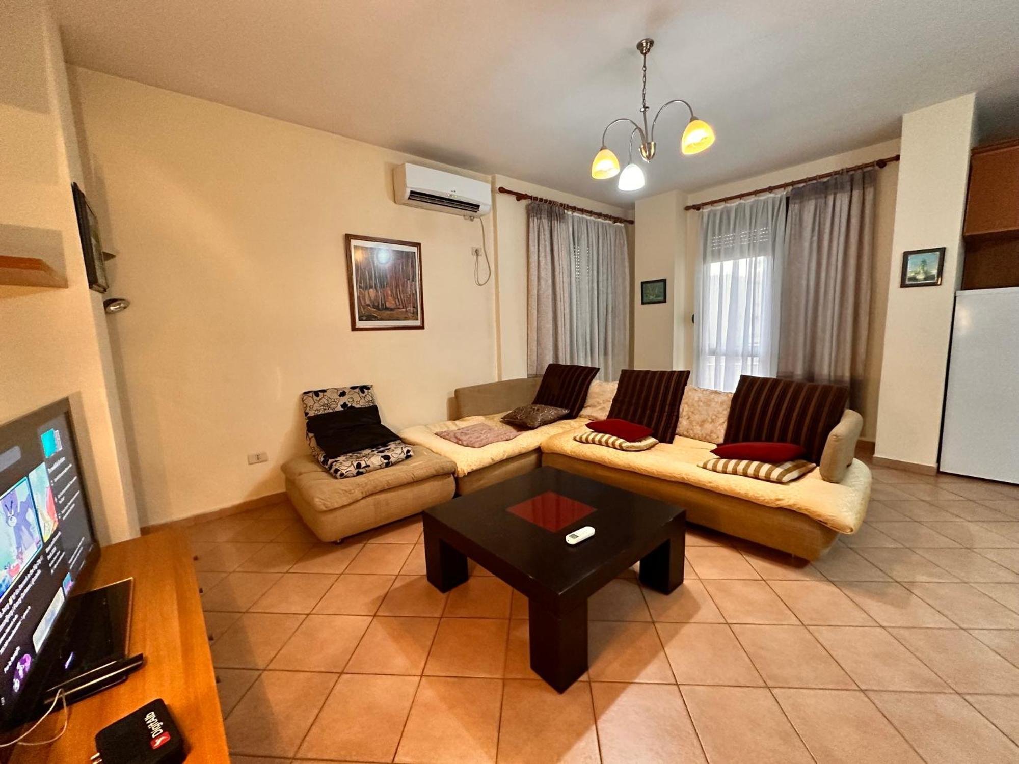 Grande House Apartment Тирана Екстериор снимка